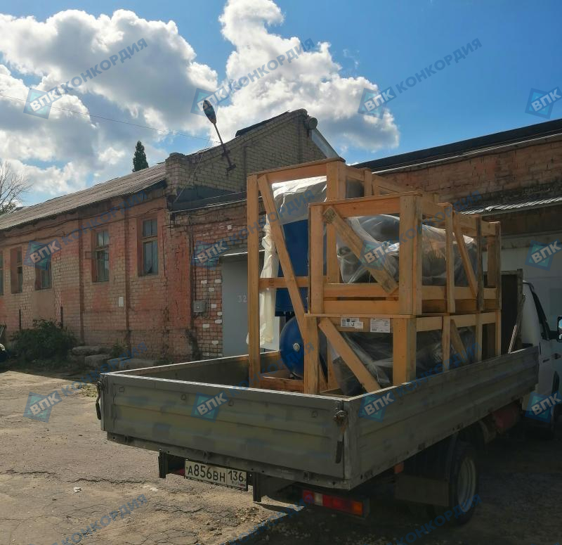 Отгрузка компрессора Remeza ВК30-10-500Д и двух ресиверов Remeza РВ 500.11.00 на производство.